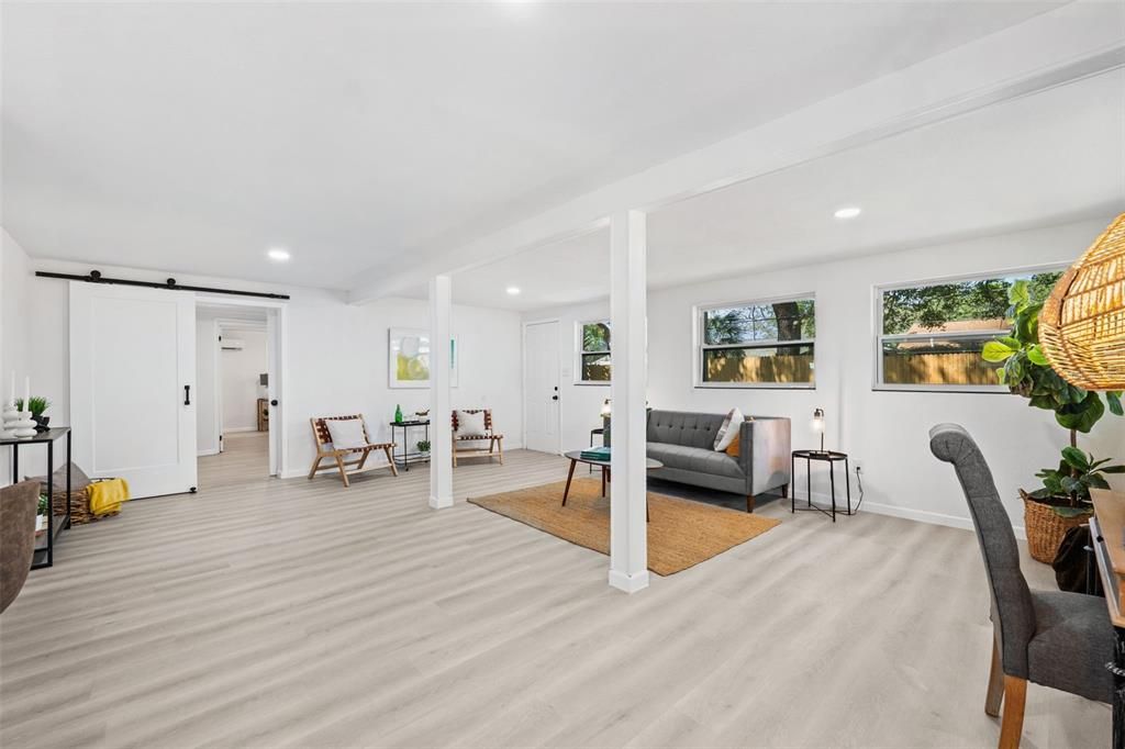 待售: $549,000 (3 贝兹, 2 浴室, 1924 平方英尺)