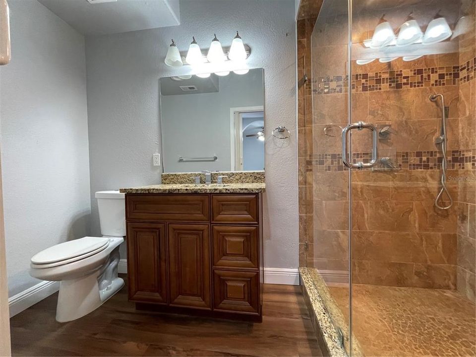 For Rent: $2,800 (3 beds, 2 baths, 1835 Square Feet)