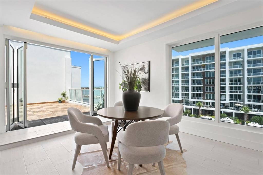 For Sale: $2,050,000 (3 beds, 3 baths, 3323 Square Feet)