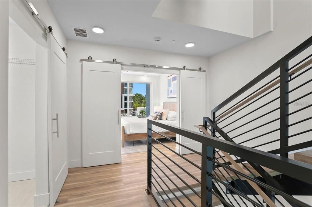 For Sale: $2,050,000 (3 beds, 3 baths, 3323 Square Feet)