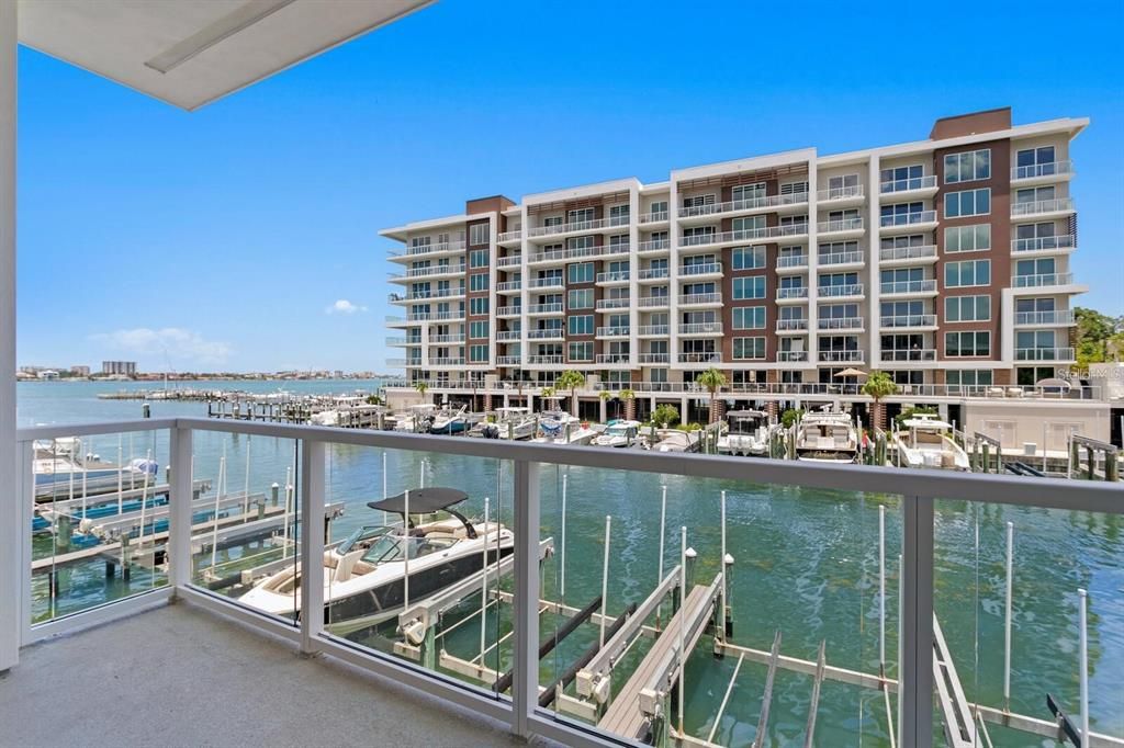 For Sale: $2,050,000 (3 beds, 3 baths, 3323 Square Feet)