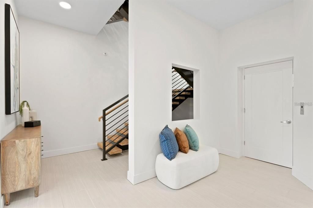 For Sale: $2,050,000 (3 beds, 3 baths, 3323 Square Feet)