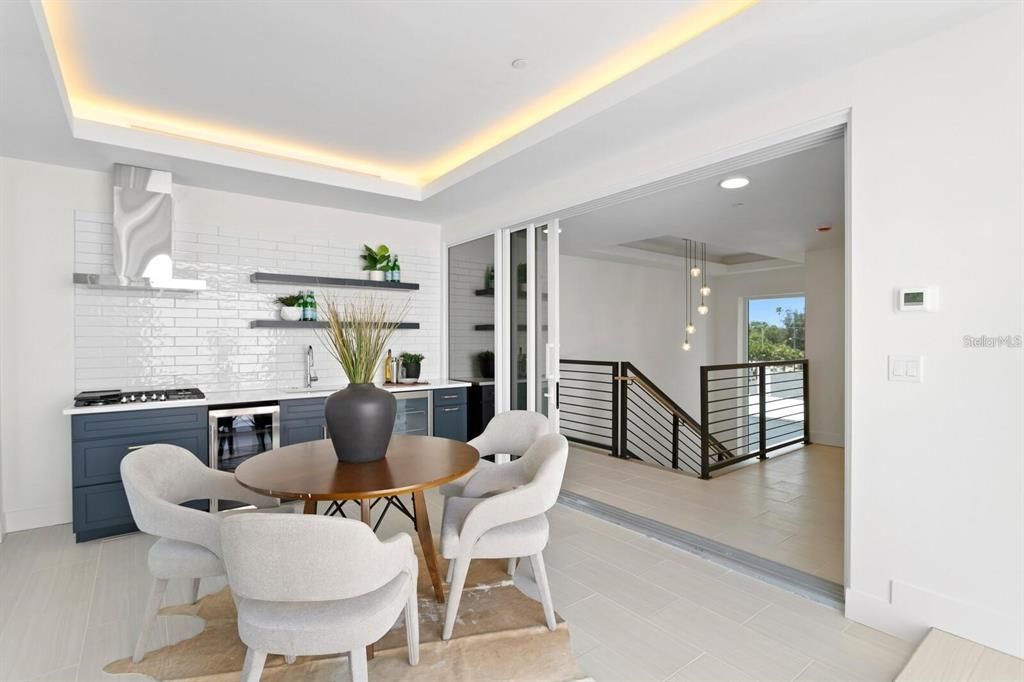 For Sale: $2,050,000 (3 beds, 3 baths, 3323 Square Feet)