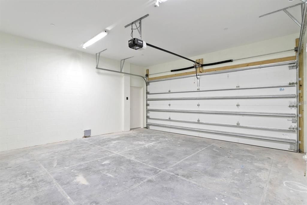 For Sale: $2,050,000 (3 beds, 3 baths, 3323 Square Feet)