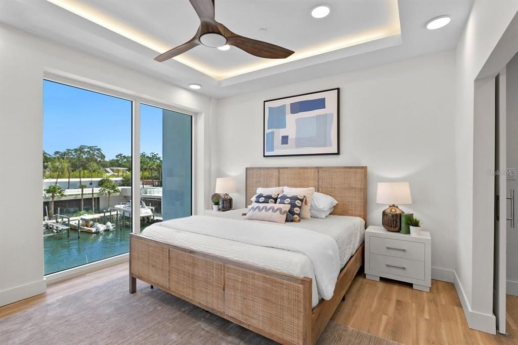 For Sale: $2,050,000 (3 beds, 3 baths, 3323 Square Feet)