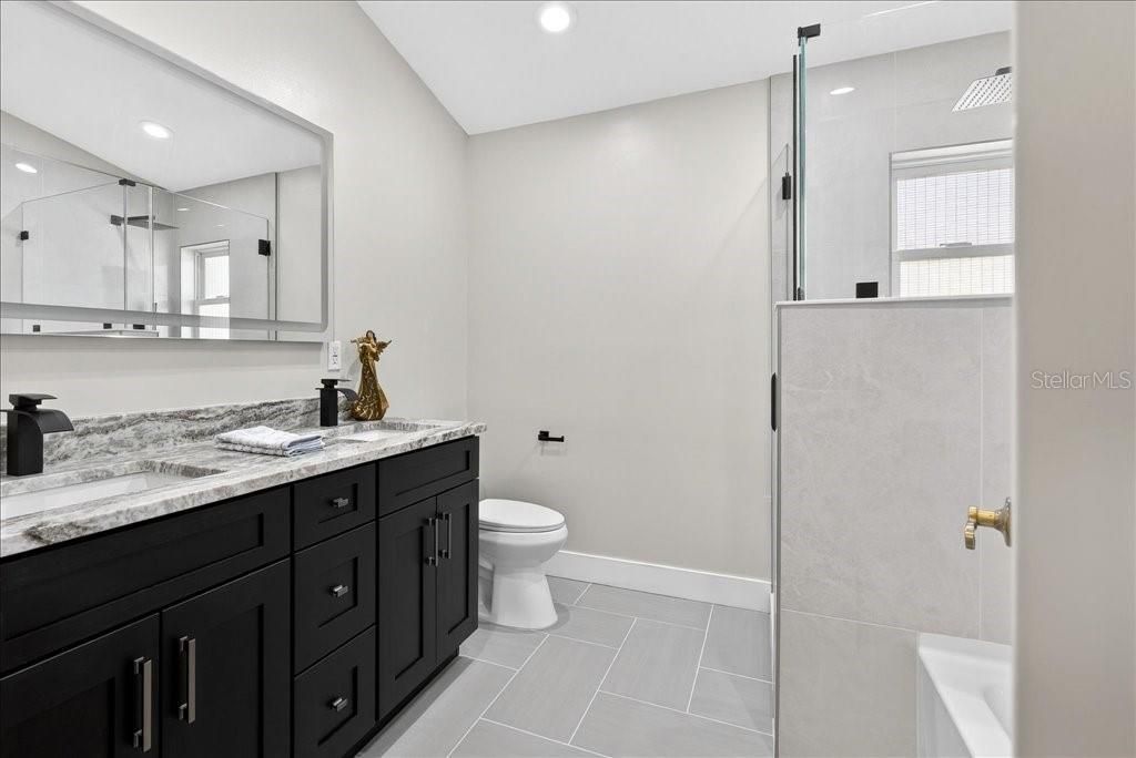 For Sale: $519,000 (3 beds, 2 baths, 2305 Square Feet)