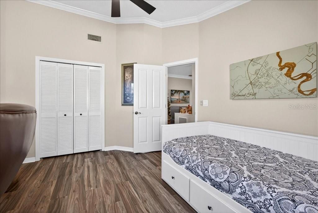 For Sale: $519,000 (3 beds, 2 baths, 2305 Square Feet)