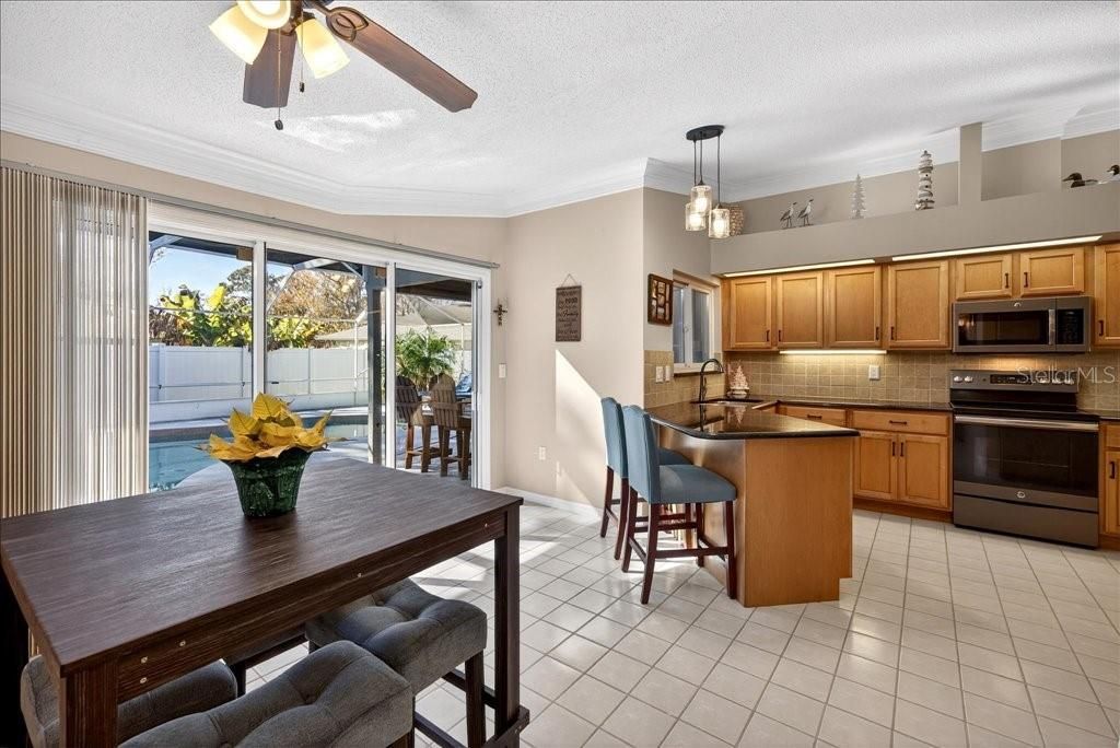 For Sale: $519,000 (3 beds, 2 baths, 2305 Square Feet)