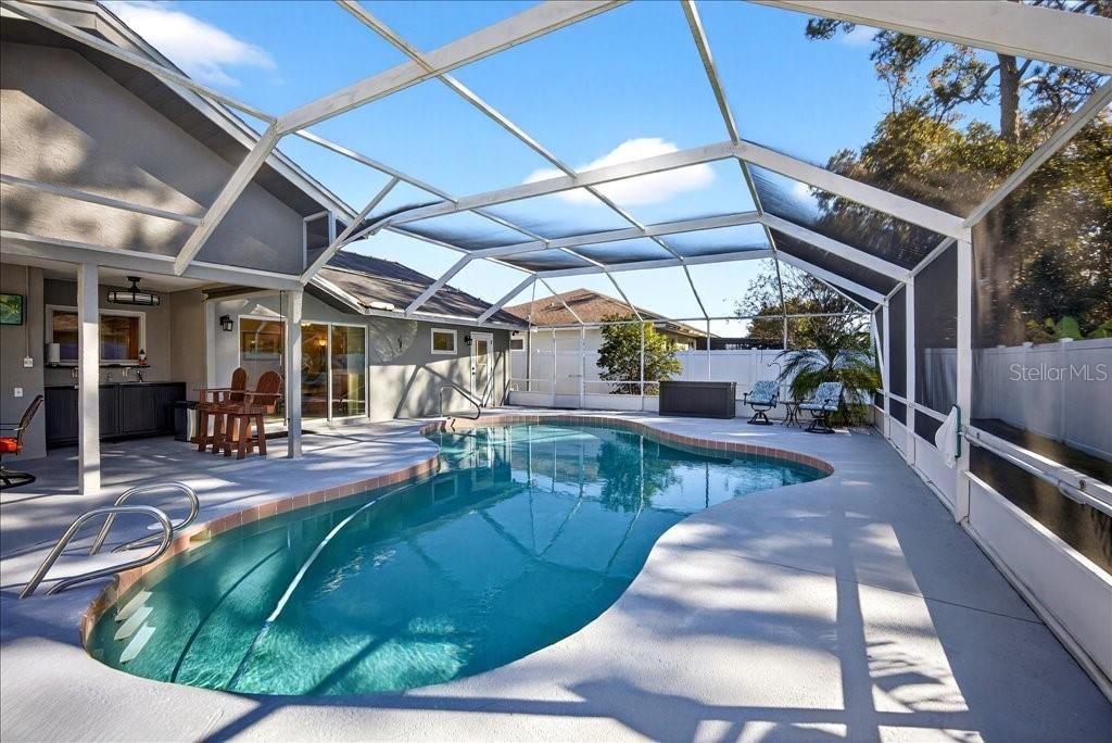 For Sale: $519,000 (3 beds, 2 baths, 2305 Square Feet)