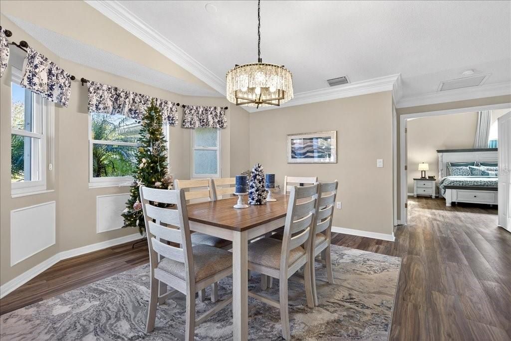 For Sale: $519,000 (3 beds, 2 baths, 2305 Square Feet)