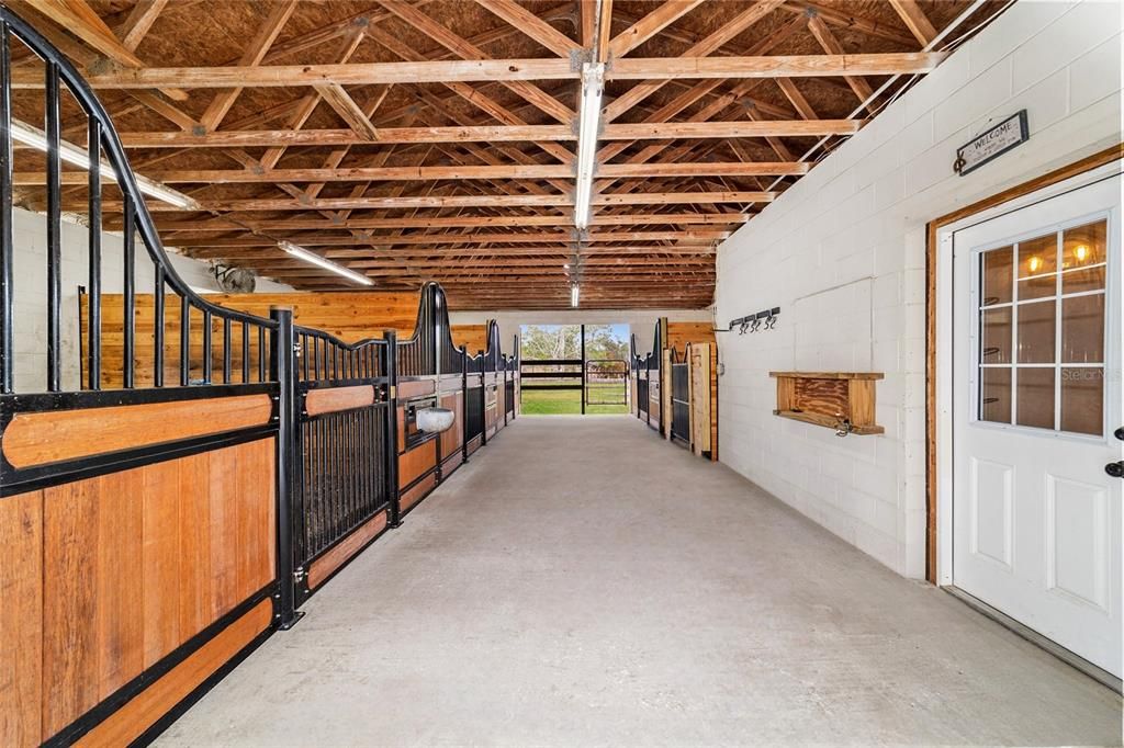 For Sale: $649,900 (3 beds, 2 baths, 1616 Square Feet)