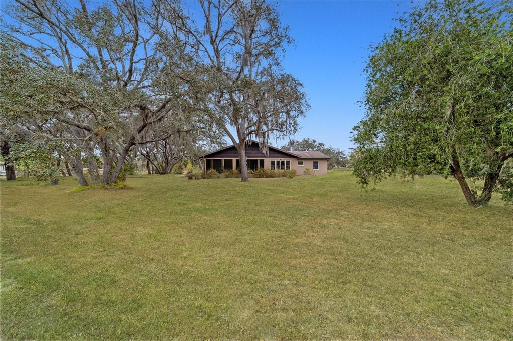 For Sale: $649,900 (3 beds, 2 baths, 1616 Square Feet)