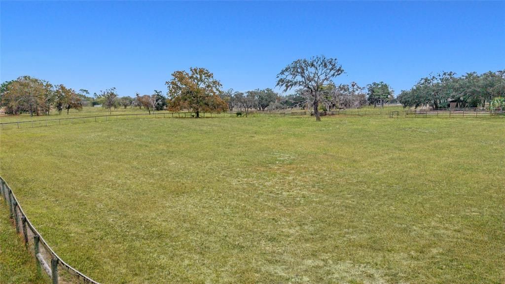 For Sale: $649,900 (3 beds, 2 baths, 1616 Square Feet)