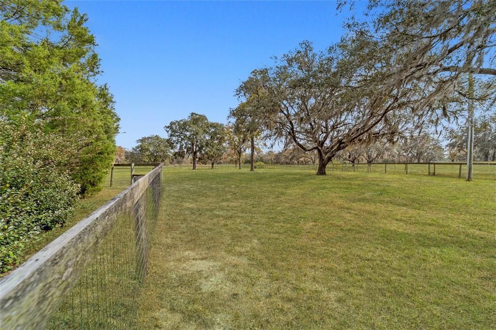 For Sale: $649,900 (3 beds, 2 baths, 1616 Square Feet)