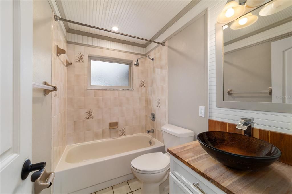 For Sale: $649,900 (3 beds, 2 baths, 1616 Square Feet)