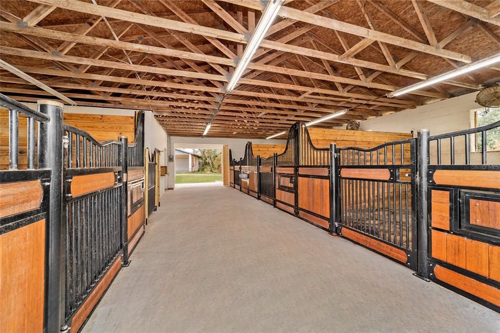 For Sale: $649,900 (3 beds, 2 baths, 1616 Square Feet)