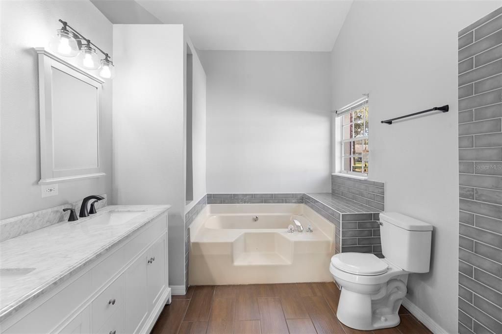 На продажу: $525,000 (3 спален, 2 ванн, 2140 Квадратных фут)