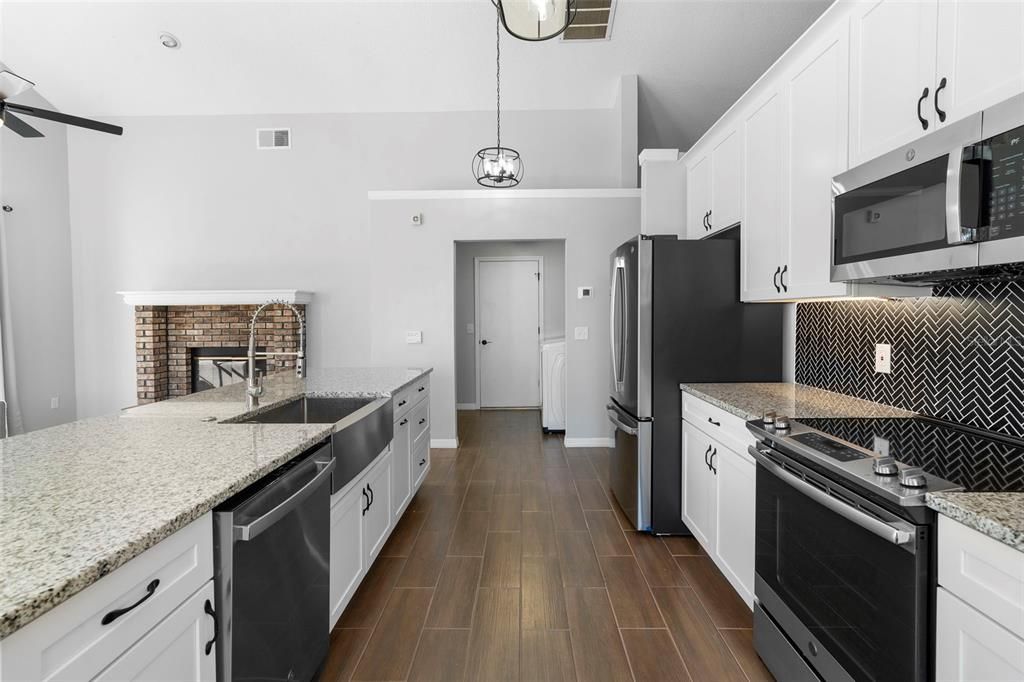 На продажу: $525,000 (3 спален, 2 ванн, 2140 Квадратных фут)