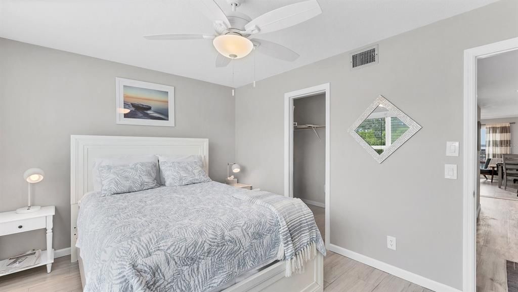 待售: $169,900 (1 贝兹, 1 浴室, 616 平方英尺)