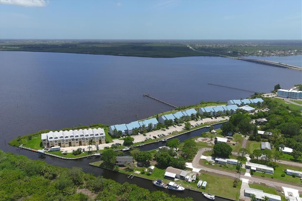 待售: $169,900 (1 贝兹, 1 浴室, 616 平方英尺)