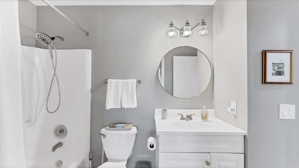 待售: $169,900 (1 贝兹, 1 浴室, 616 平方英尺)