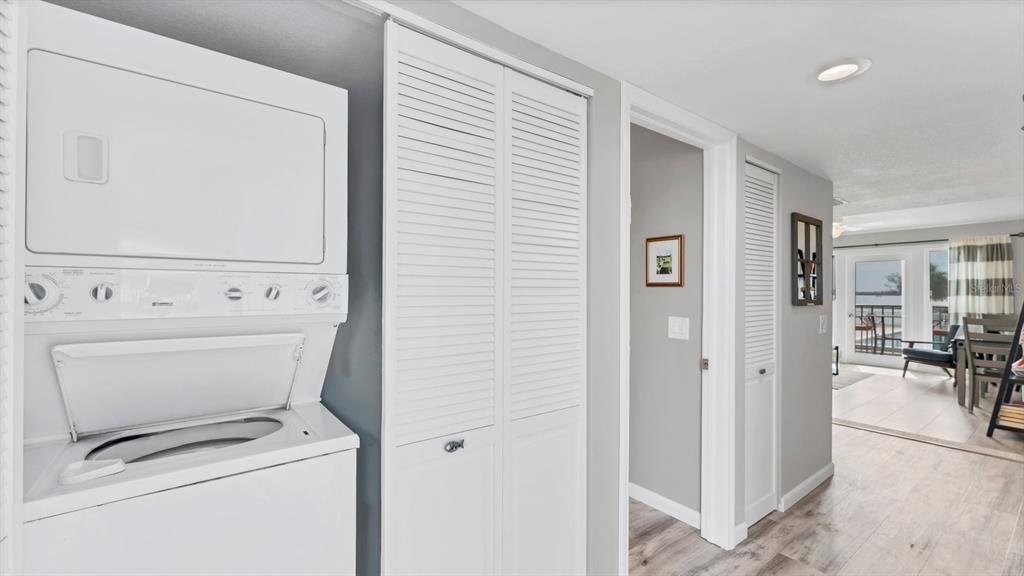 待售: $169,900 (1 贝兹, 1 浴室, 616 平方英尺)