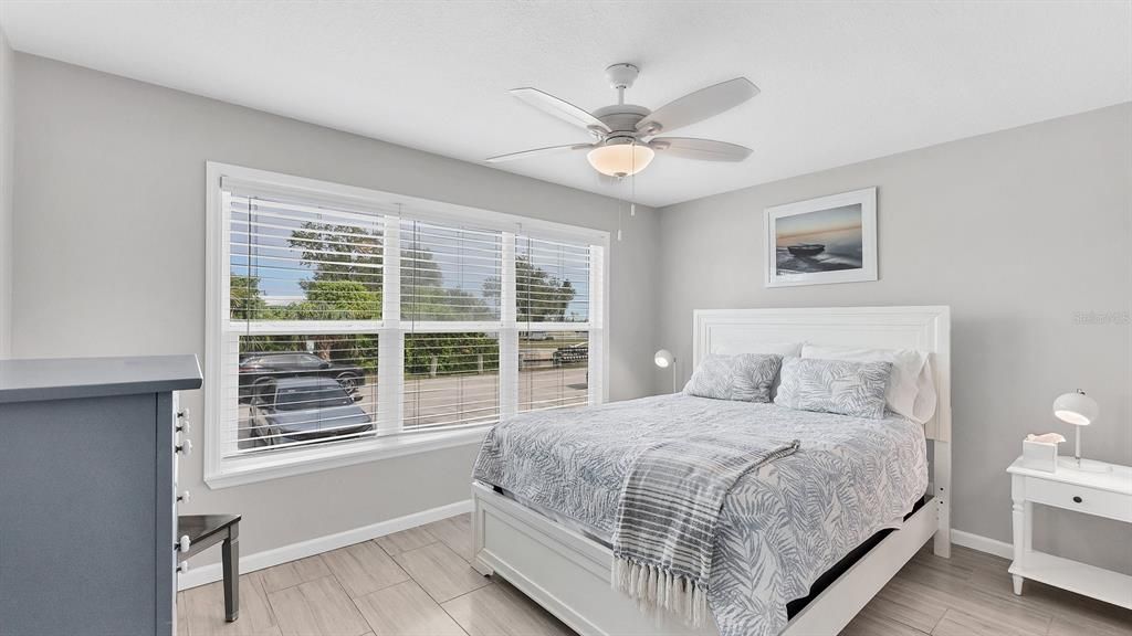 待售: $169,900 (1 贝兹, 1 浴室, 616 平方英尺)