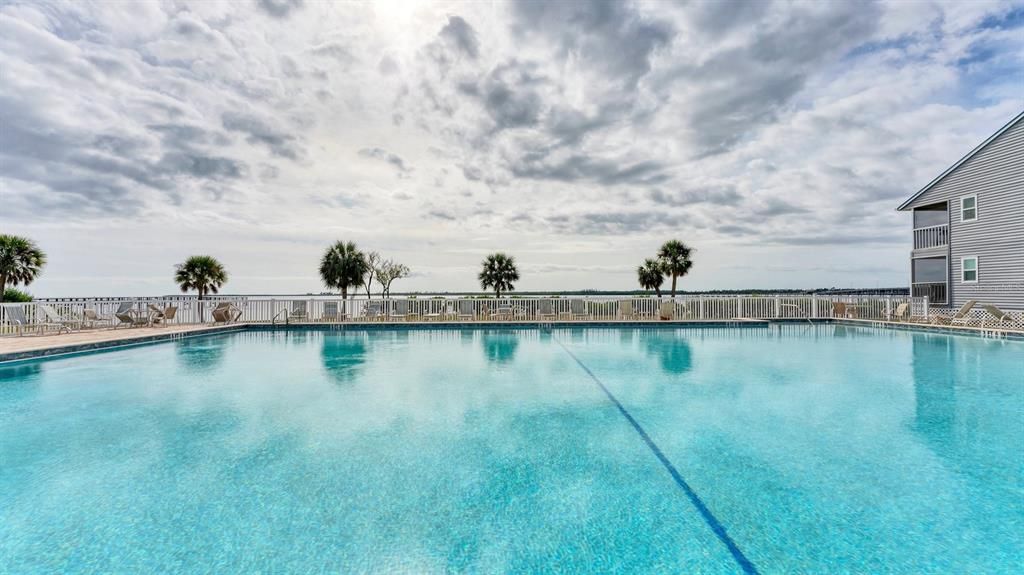 待售: $169,900 (1 贝兹, 1 浴室, 616 平方英尺)