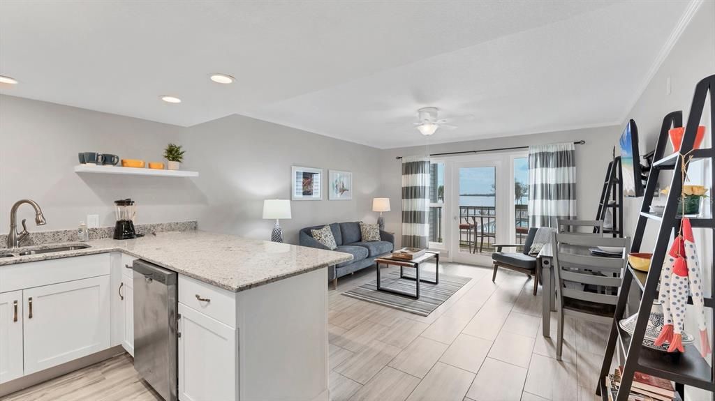 待售: $169,900 (1 贝兹, 1 浴室, 616 平方英尺)