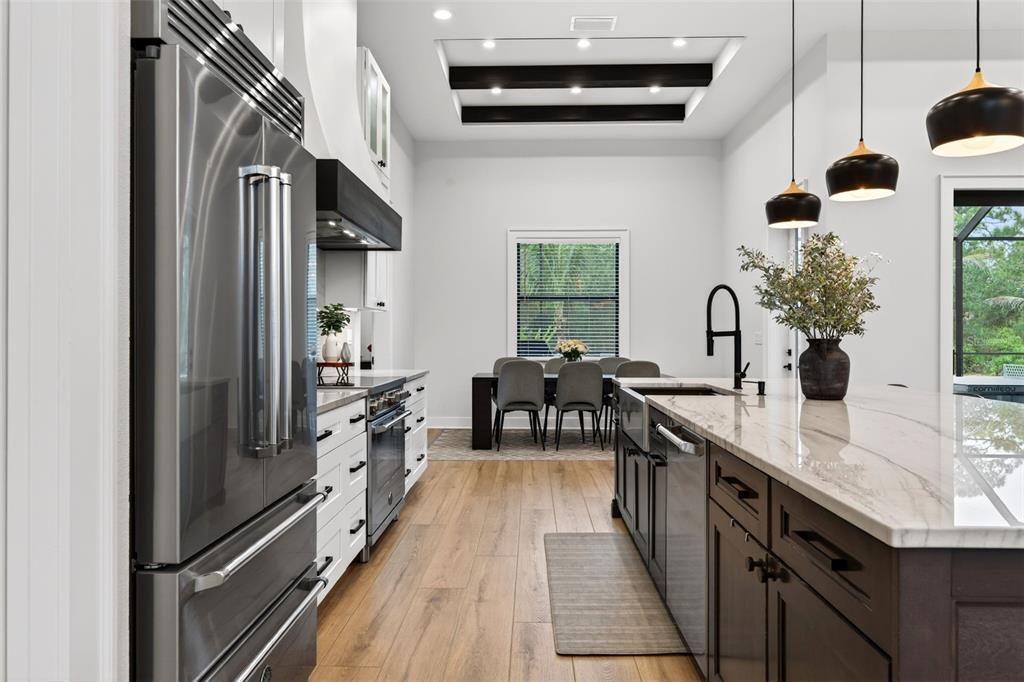 На продажу: $944,800 (3 спален, 2 ванн, 2207 Квадратных фут)