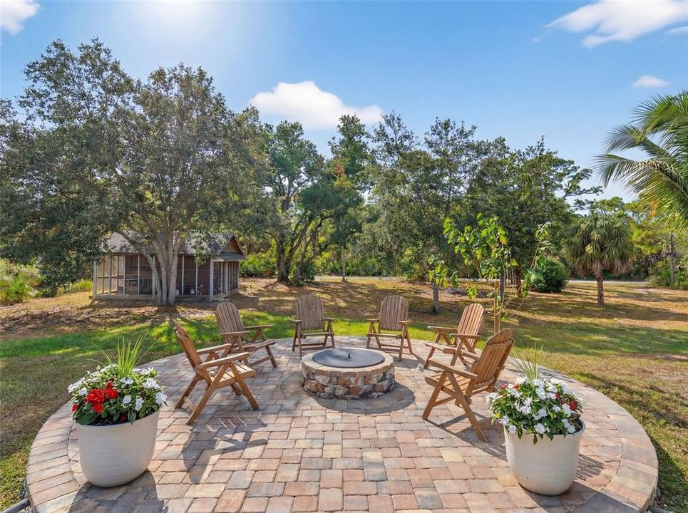 На продажу: $944,800 (3 спален, 2 ванн, 2207 Квадратных фут)