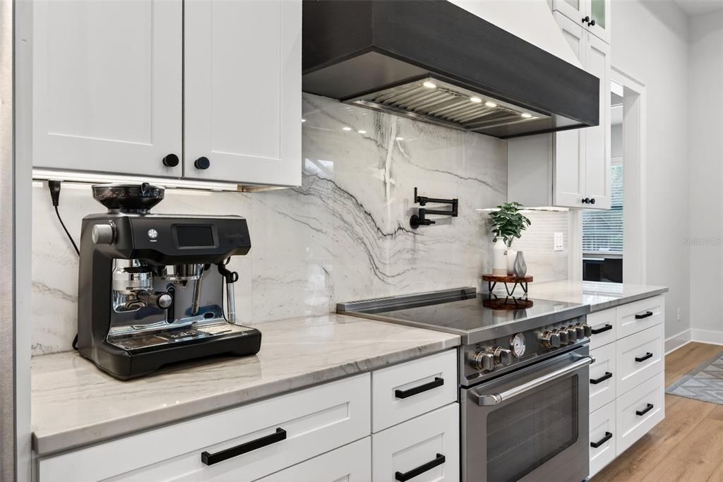 На продажу: $944,800 (3 спален, 2 ванн, 2207 Квадратных фут)