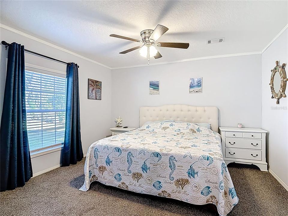 For Sale: $375,000 (3 beds, 2 baths, 1568 Square Feet)