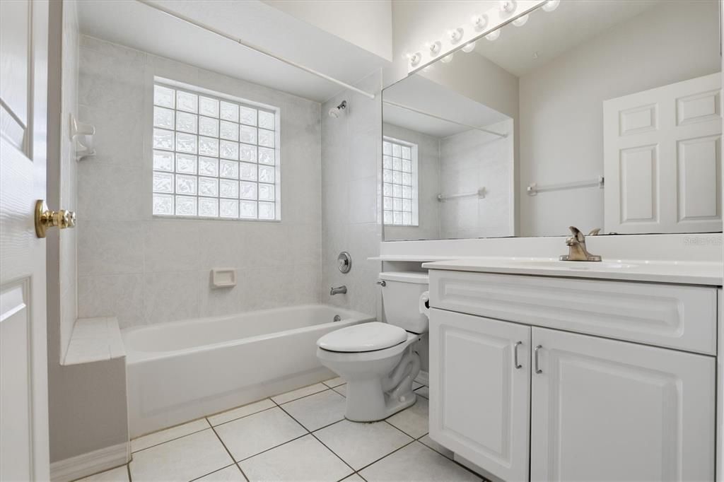 En Venta: $445,000 (3 camas, 2 baños, 1785 Pies cuadrados)