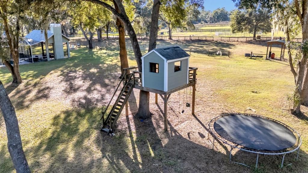 待售: $929,900 (4 贝兹, 2 浴室, 2229 平方英尺)