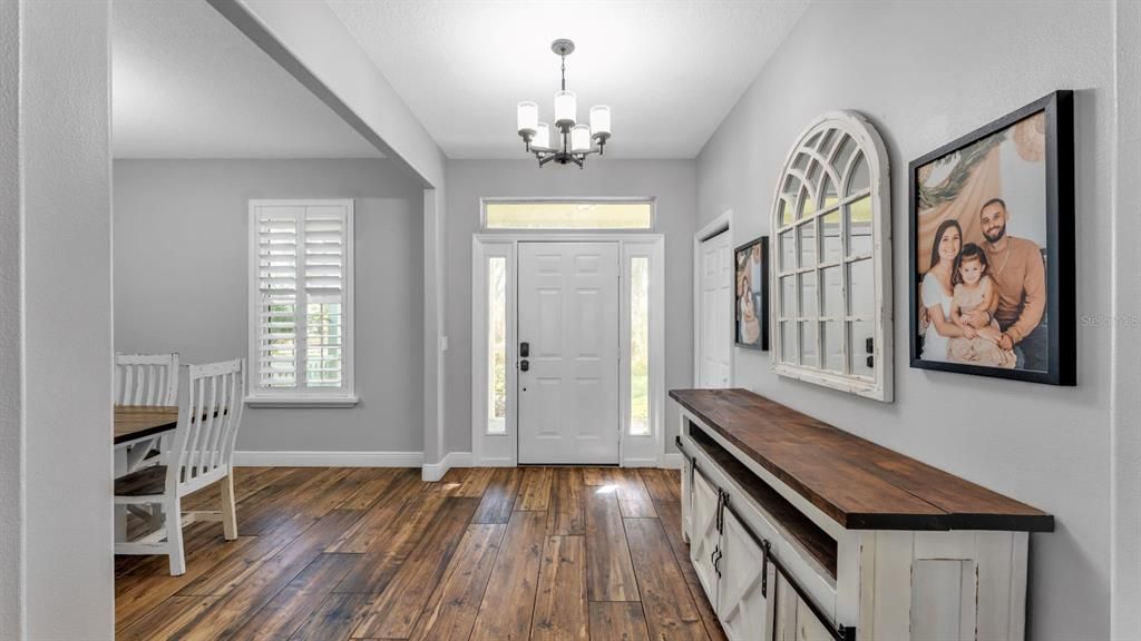 待售: $929,900 (4 贝兹, 2 浴室, 2229 平方英尺)