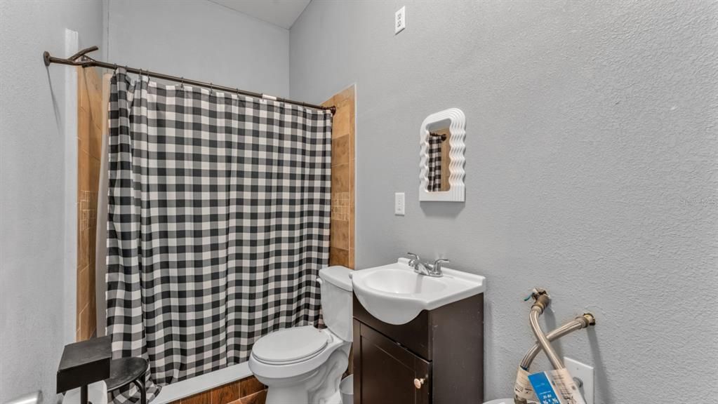 待售: $929,900 (4 贝兹, 2 浴室, 2229 平方英尺)