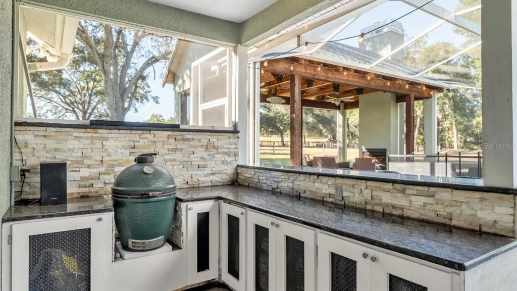 待售: $929,900 (4 贝兹, 2 浴室, 2229 平方英尺)