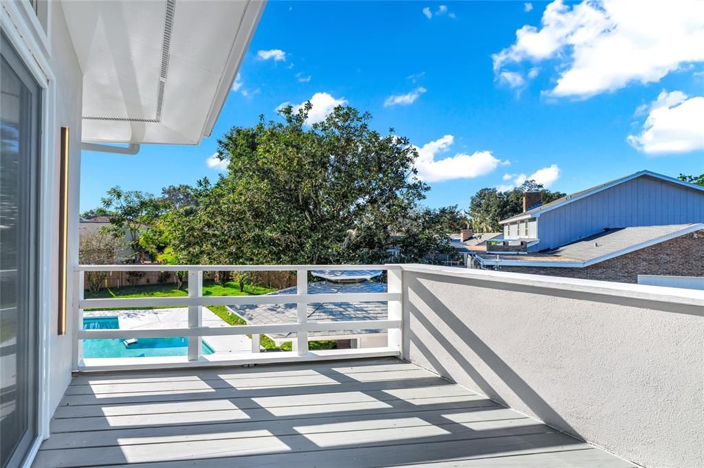 En Venta: $1,695,000 (4 camas, 2 baños, 3106 Pies cuadrados)