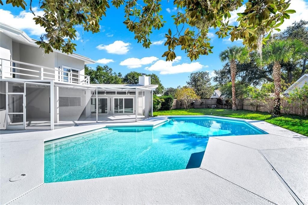 En Venta: $1,695,000 (4 camas, 2 baños, 3106 Pies cuadrados)