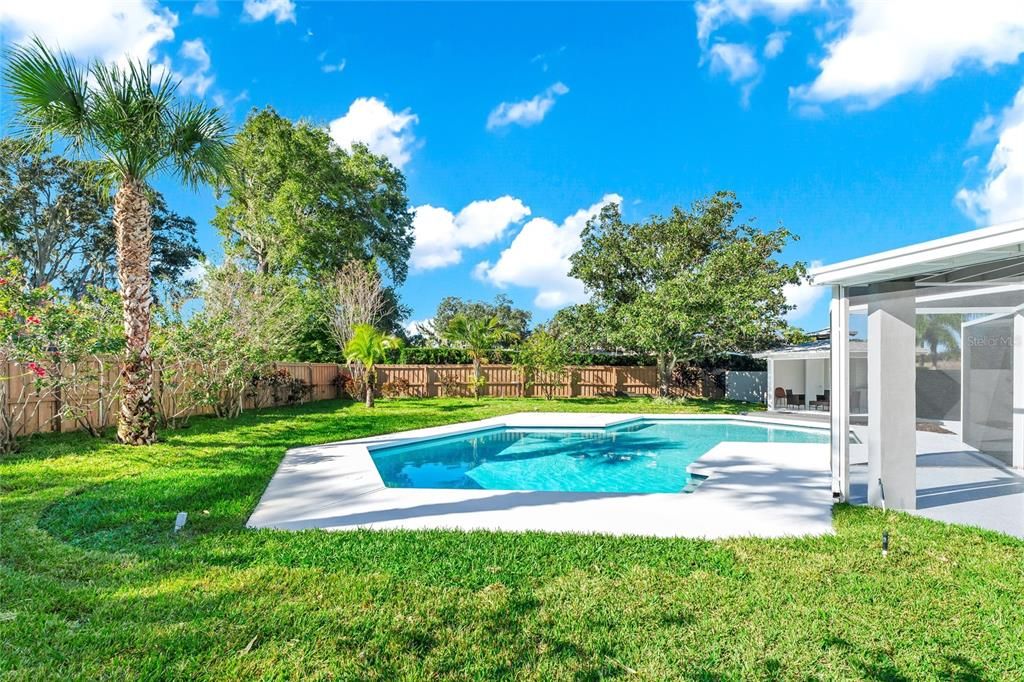 En Venta: $1,695,000 (4 camas, 2 baños, 3106 Pies cuadrados)