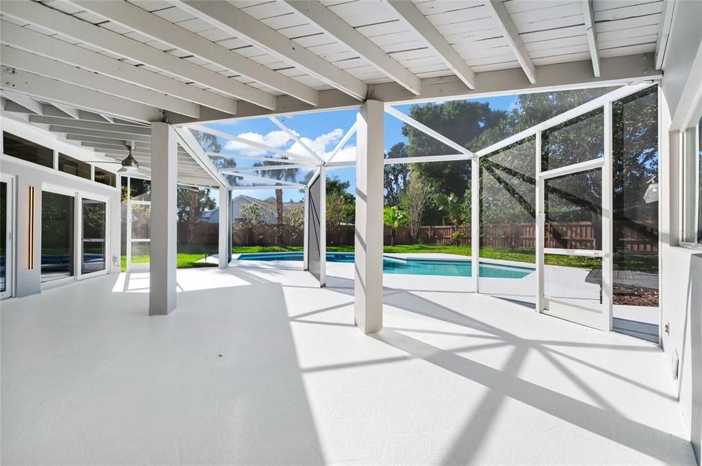 En Venta: $1,695,000 (4 camas, 2 baños, 3106 Pies cuadrados)