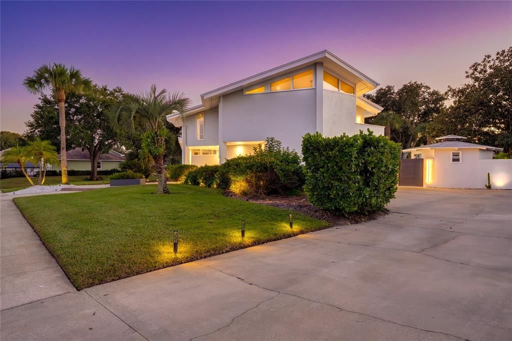 En Venta: $1,695,000 (4 camas, 2 baños, 3106 Pies cuadrados)