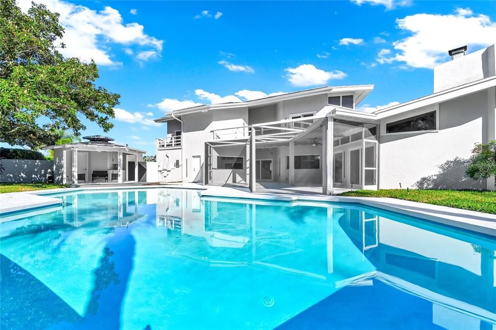 En Venta: $1,695,000 (4 camas, 2 baños, 3106 Pies cuadrados)