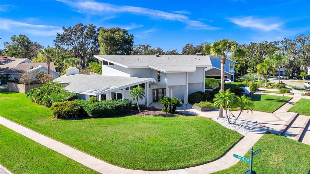 En Venta: $1,695,000 (4 camas, 2 baños, 3106 Pies cuadrados)