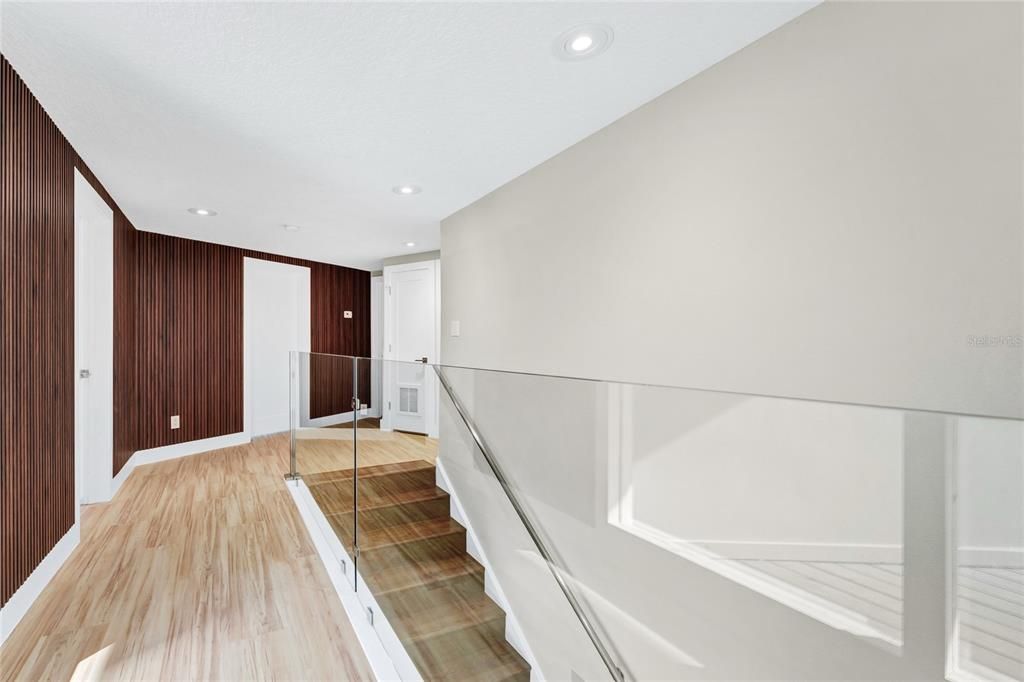 En Venta: $1,695,000 (4 camas, 2 baños, 3106 Pies cuadrados)