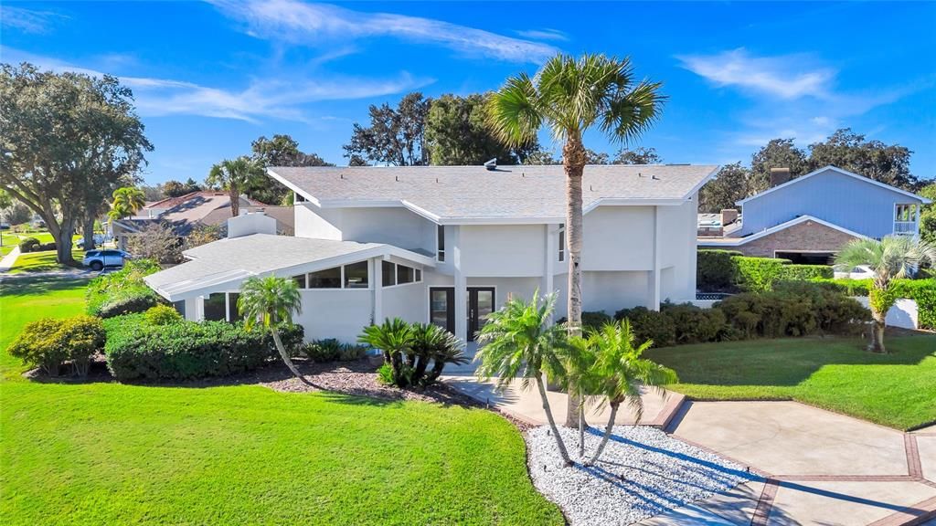 En Venta: $1,695,000 (4 camas, 2 baños, 3106 Pies cuadrados)