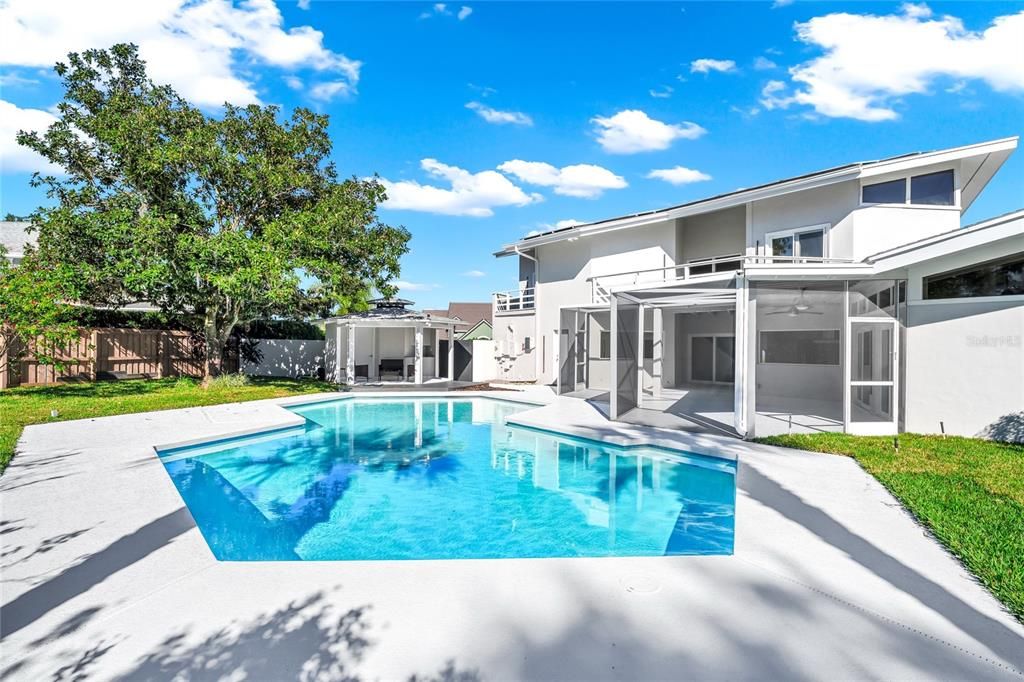 En Venta: $1,695,000 (4 camas, 2 baños, 3106 Pies cuadrados)