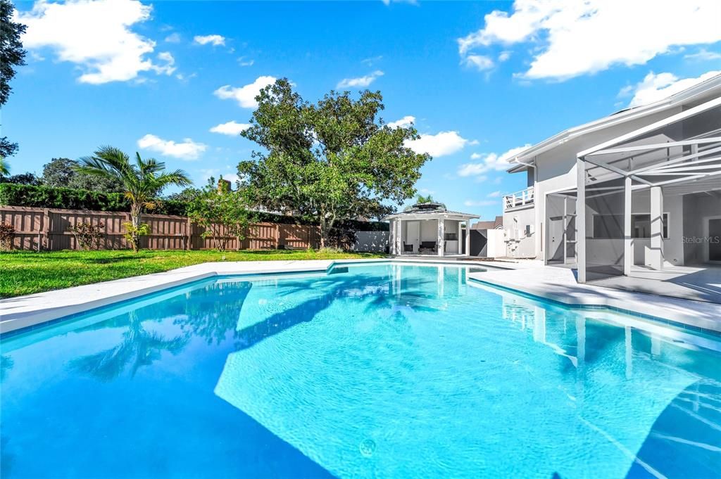 En Venta: $1,695,000 (4 camas, 2 baños, 3106 Pies cuadrados)