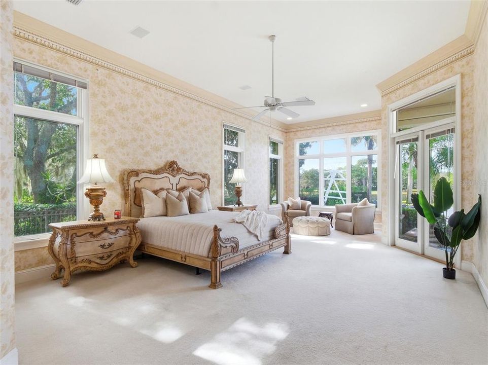 待售: $3,400,000 (6 贝兹, 6 浴室, 4988 平方英尺)